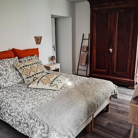 Je Soigne Mon Assiette Bed & Breakfast Saint-Laurent-d'Arce Екстериор снимка