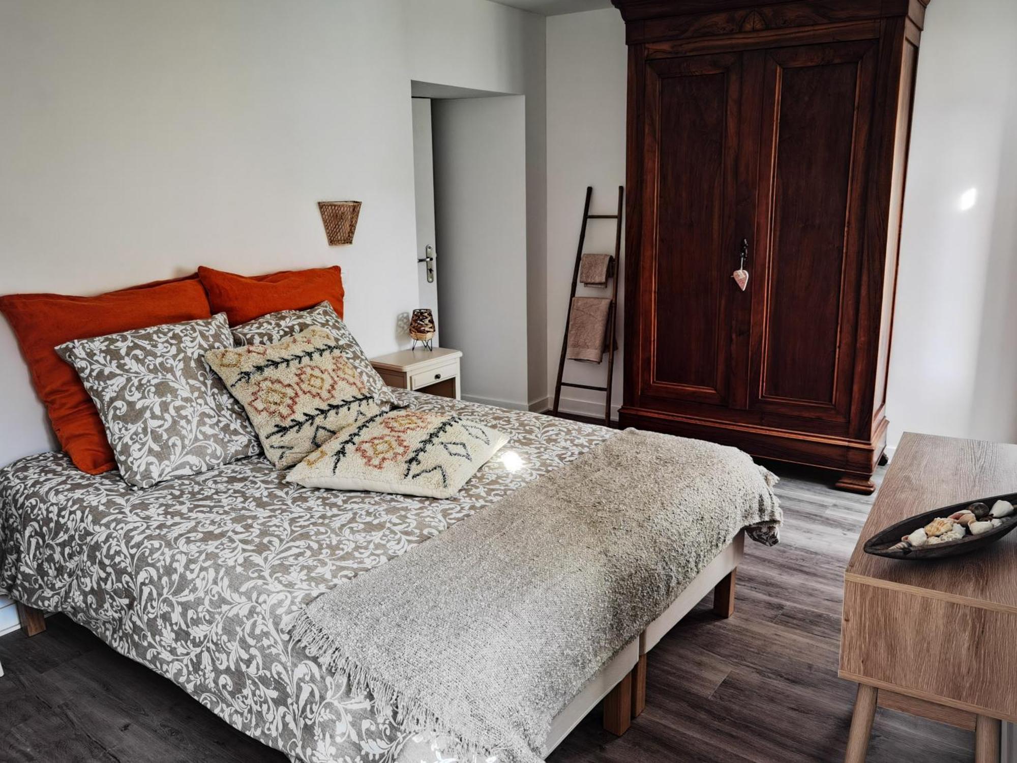 Je Soigne Mon Assiette Bed & Breakfast Saint-Laurent-d'Arce Екстериор снимка